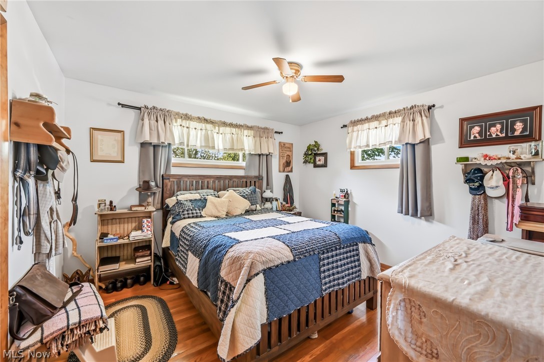 6127 Columbus Road NE Louisville OH 44641