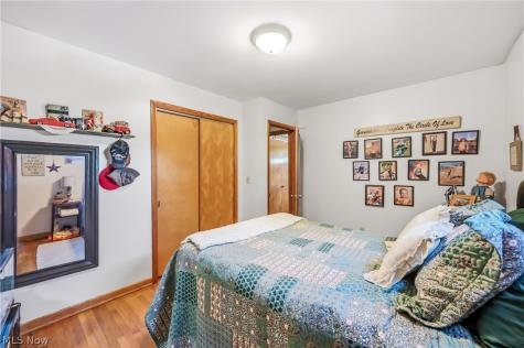 6127 Columbus Road NE Louisville OH 44641