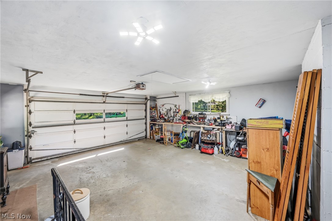 6127 Columbus Road NE Louisville OH 44641