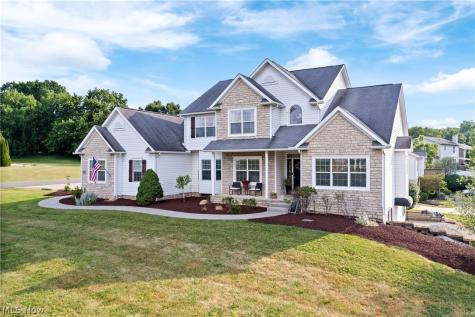 10689 Cleveland Avenue NW Uniontown OH 44685
