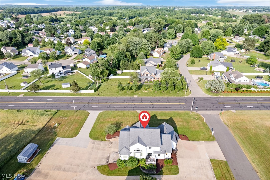 10689 Cleveland Avenue NW Uniontown OH 44685