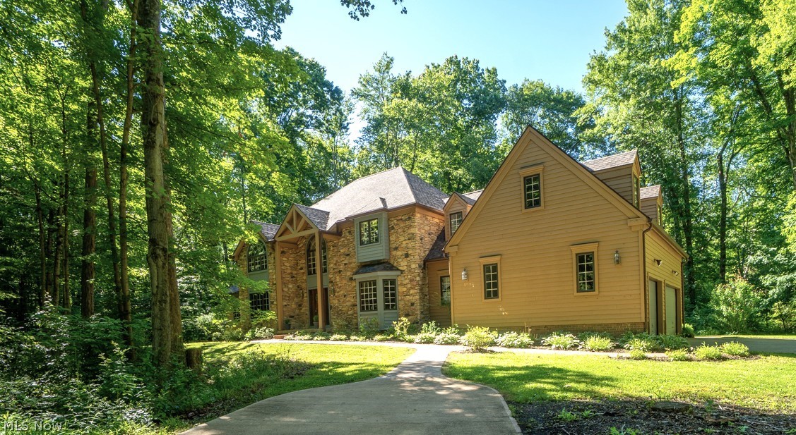 8215 Whispering Pines Drive Novelty OH 44072
