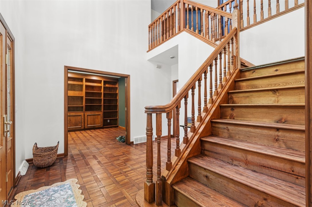 8215 Whispering Pines Drive Novelty OH 44072
