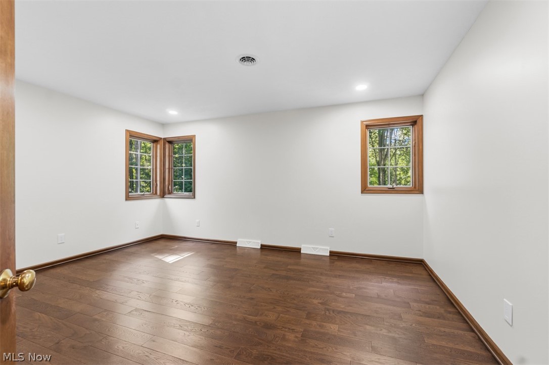 8215 Whispering Pines Drive Novelty OH 44072