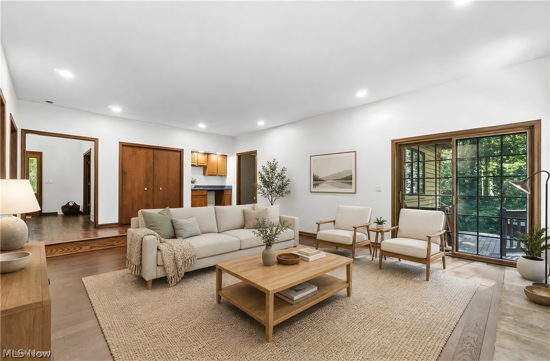 8215 Whispering Pines Drive Novelty OH 44072