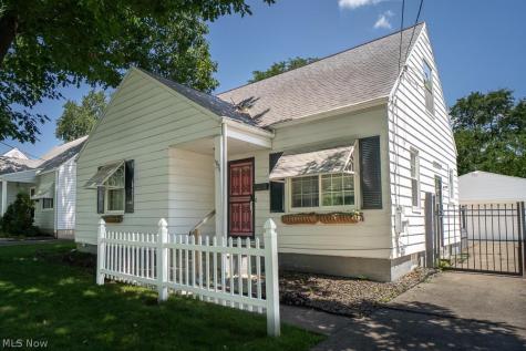 1853 Evergreen Avenue Akron OH 44301