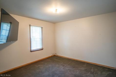 1853 Evergreen Avenue Akron OH 44301