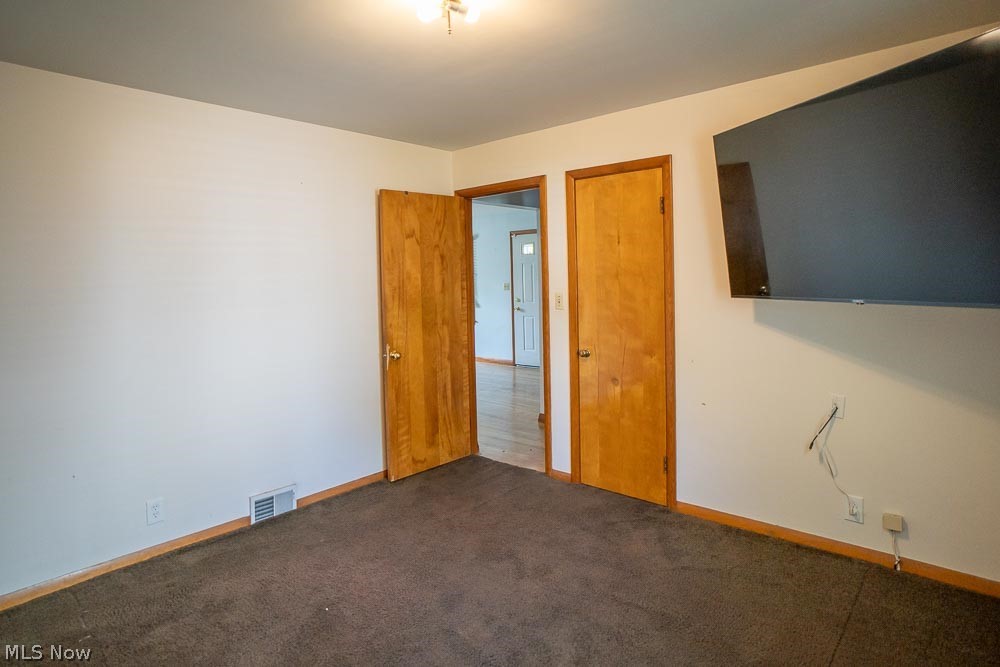 1853 Evergreen Avenue Akron OH 44301