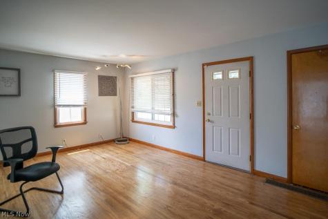 1853 Evergreen Avenue Akron OH 44301
