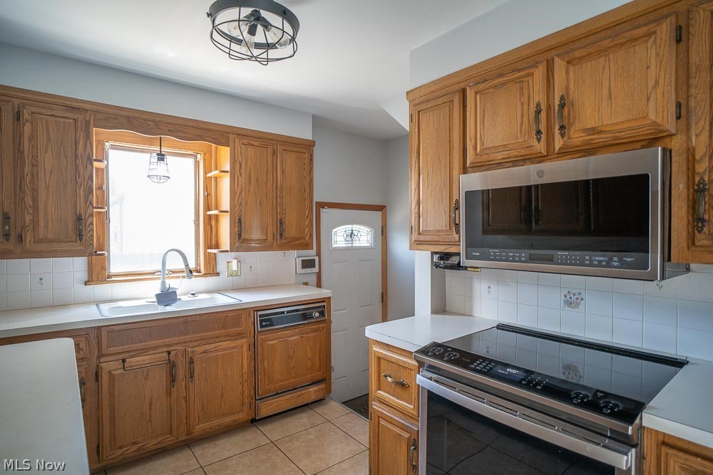 1853 Evergreen Avenue Akron OH 44301