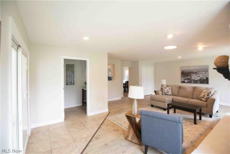 1766 Longwood Drive Mayfield Heights OH 44124