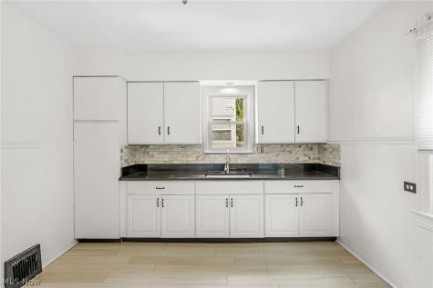 3275 W 125th Street Cleveland OH 44111