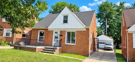 18212 Mapleboro Avenue Maple Heights OH 44137