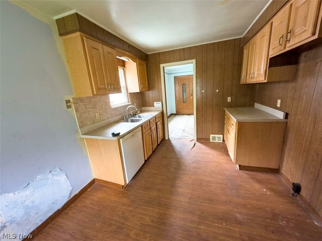 3915 E 189th Street Cleveland OH 44122