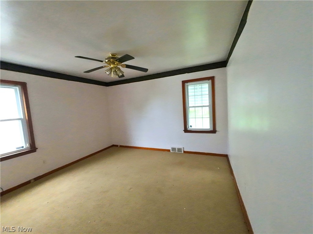 3915 E 189th Street Cleveland OH 44122