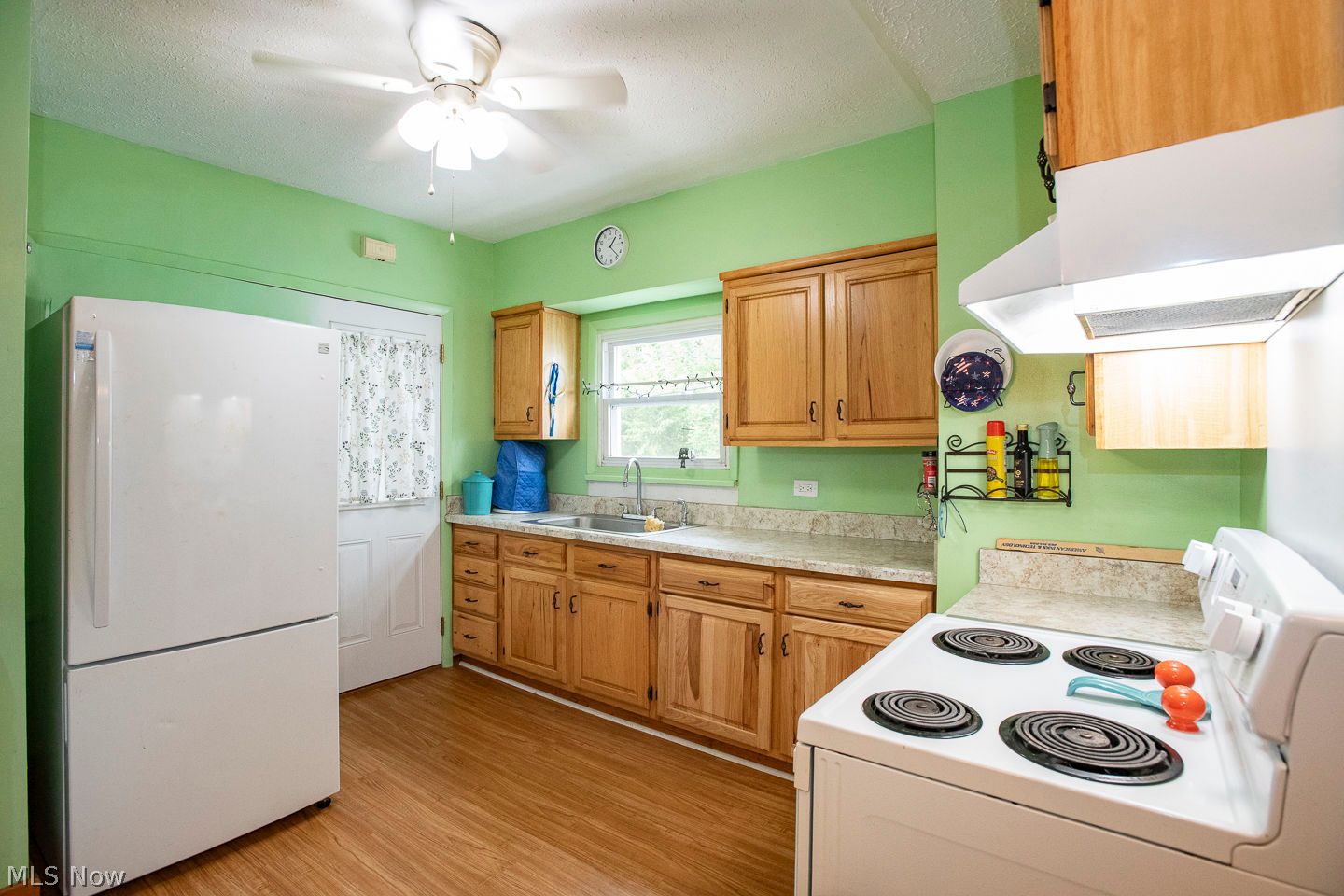 4816 E 85th Street Cleveland OH 44125