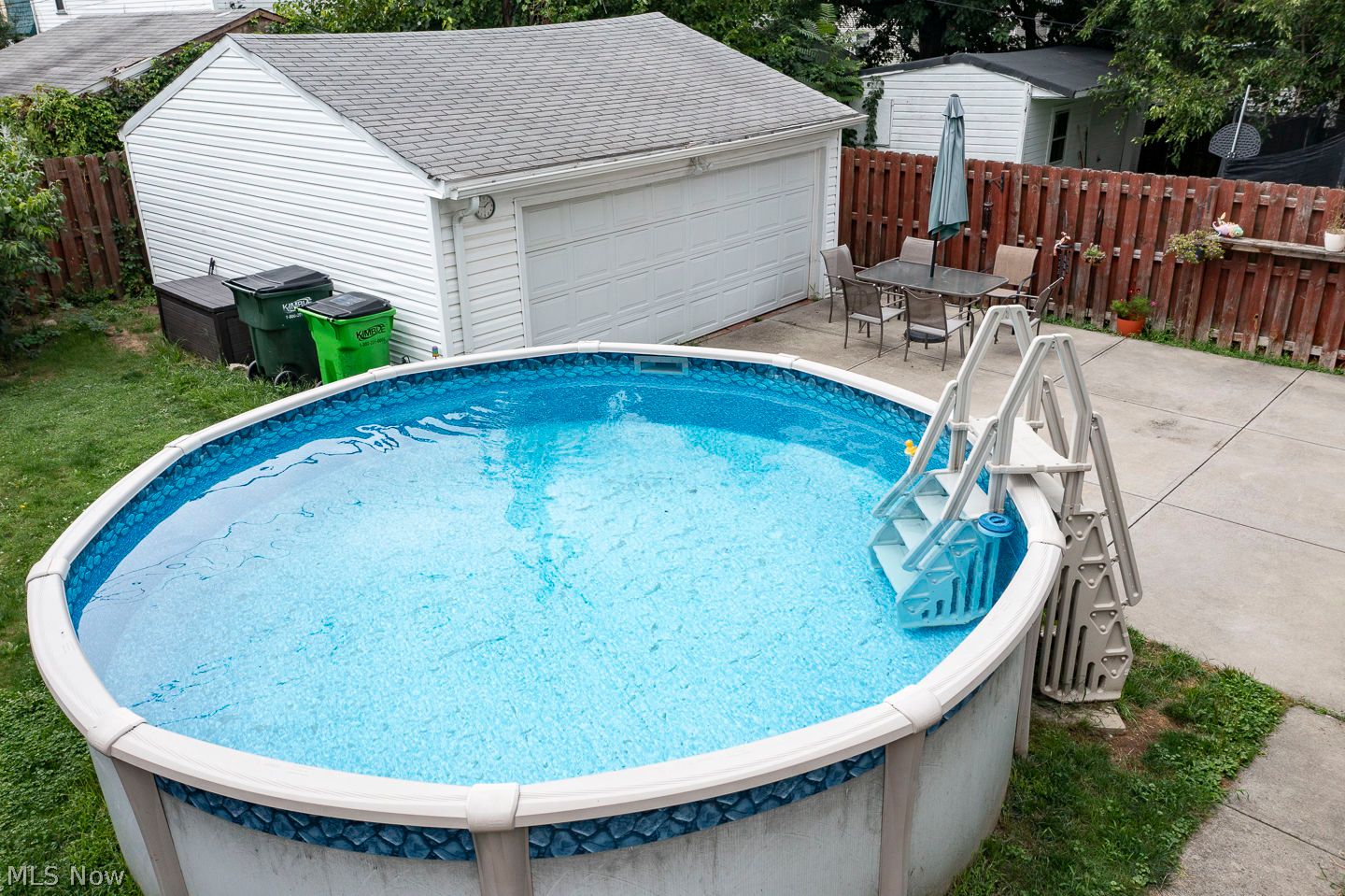 4816 E 85th Street Cleveland OH 44125