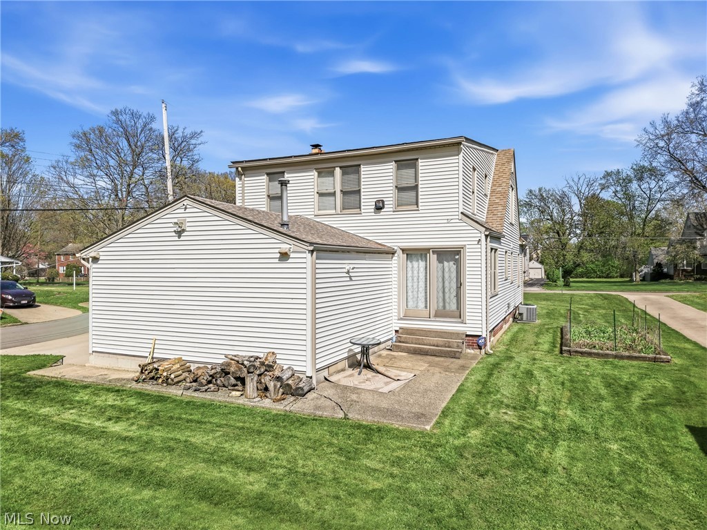 7202 Sheldon Avenue Youngstown OH 44512