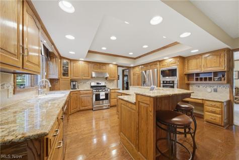 7855 Hearthstone Avenue NW North Canton OH 44720