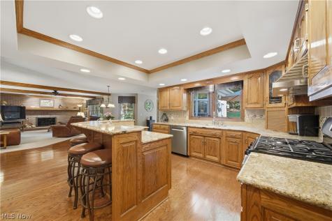 7855 Hearthstone Avenue NW North Canton OH 44720