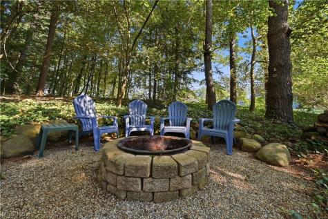 7855 Hearthstone Avenue NW North Canton OH 44720