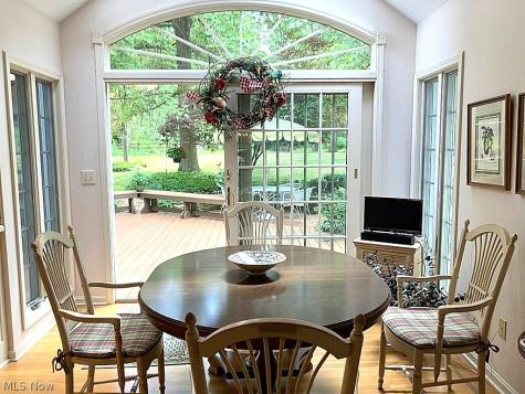 6958 Chapel Hill Drive Brecksville OH 44141