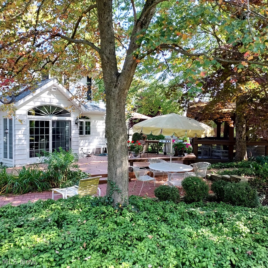 6958 Chapel Hill Drive Brecksville OH 44141