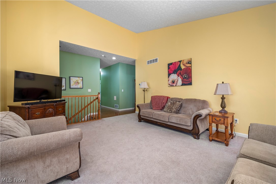 884 Lakeview Court Kent OH 44240