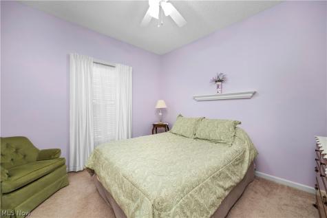 884 Lakeview Court Kent OH 44240