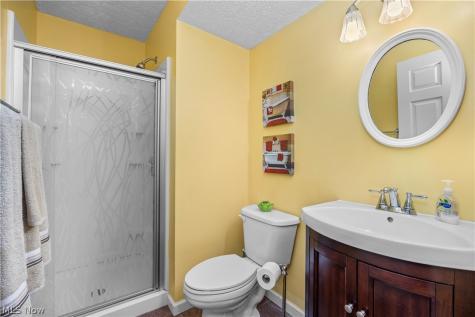884 Lakeview Court Kent OH 44240