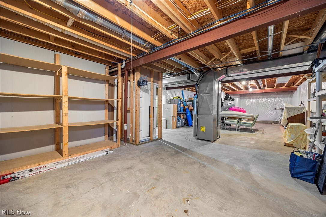 884 Lakeview Court Kent OH 44240