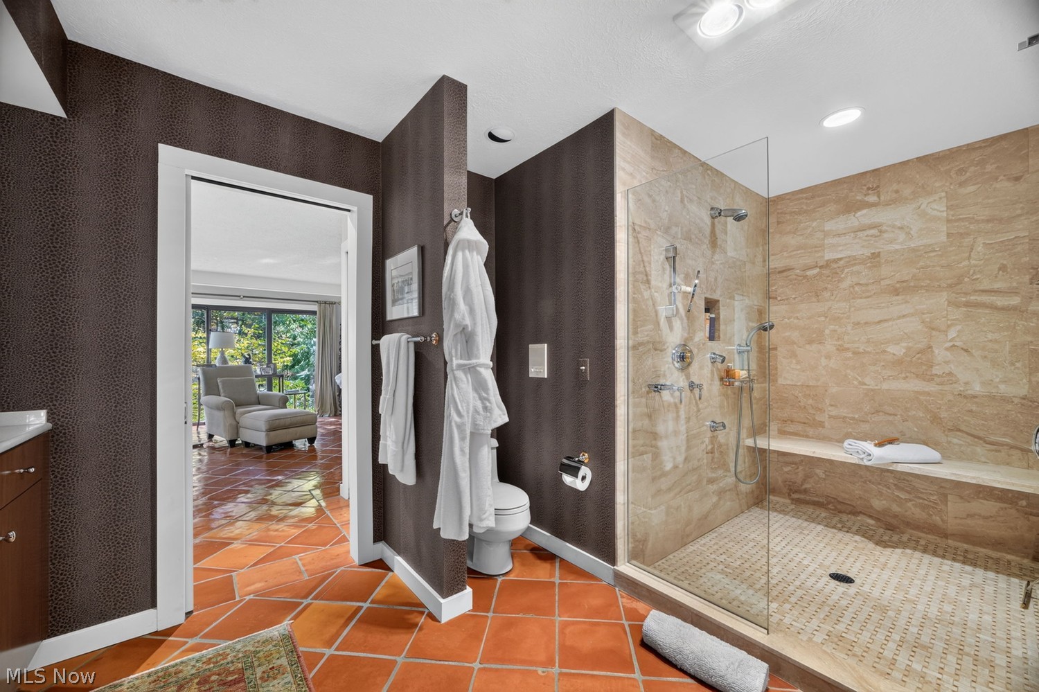 212 Basquin Drive Chardon OH 44024