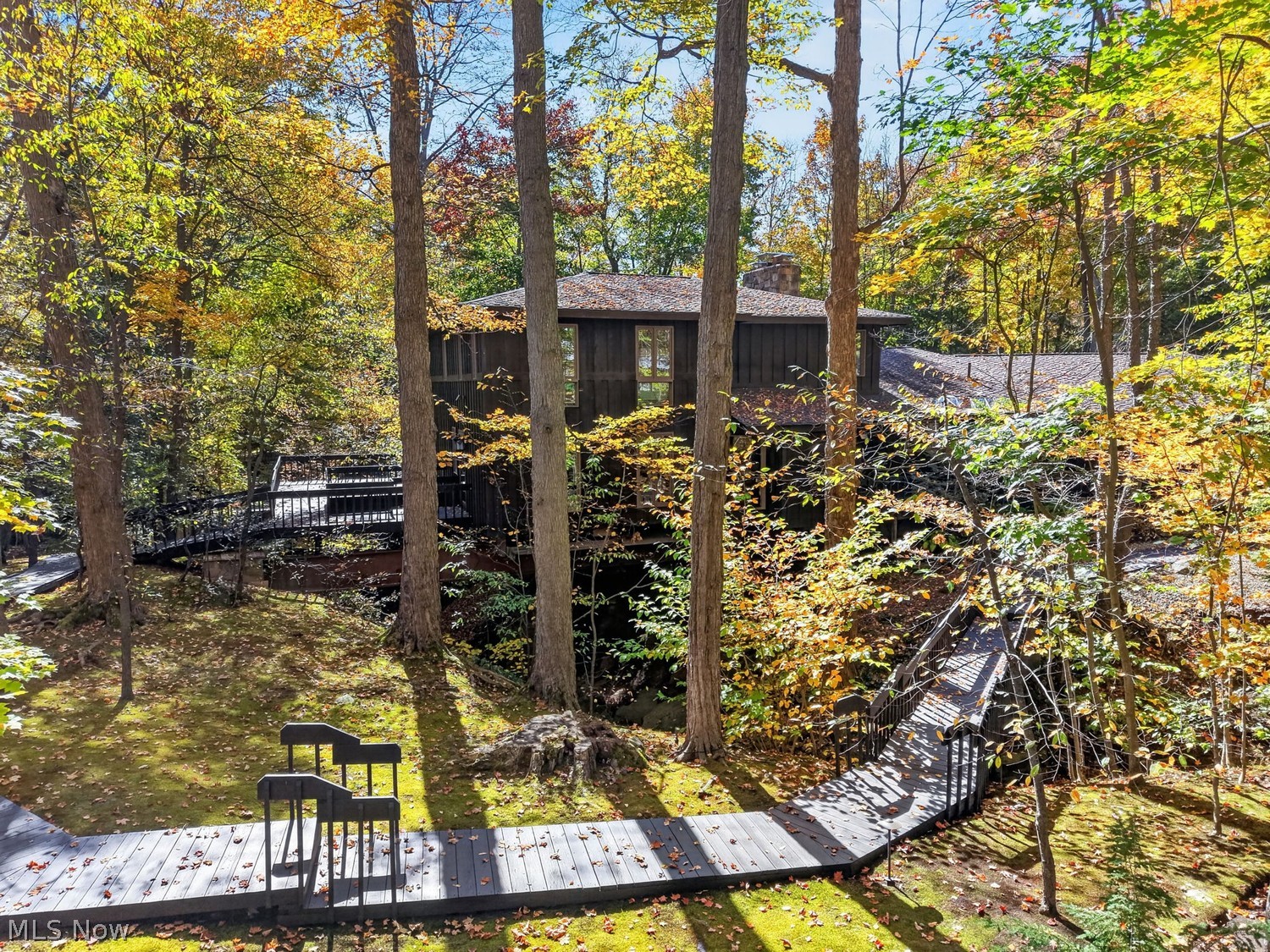 212 Basquin Drive Chardon OH 44024