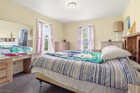 265 S Johnson Road Sebring OH 44672