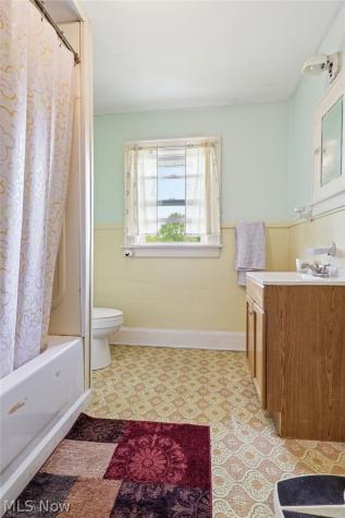 265 S Johnson Road Sebring OH 44672