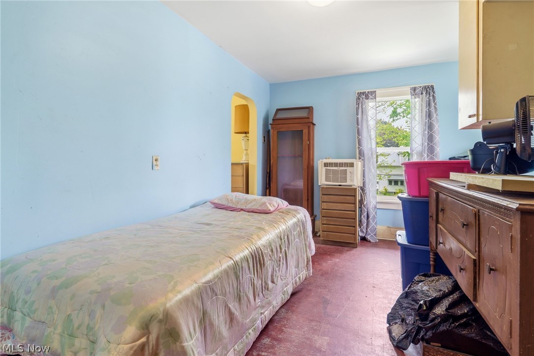 265 S Johnson Road Sebring OH 44672