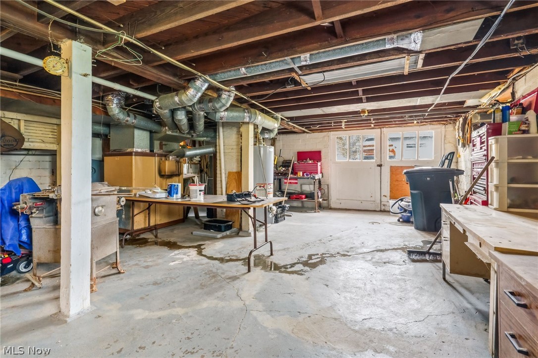 265 S Johnson Road Sebring OH 44672
