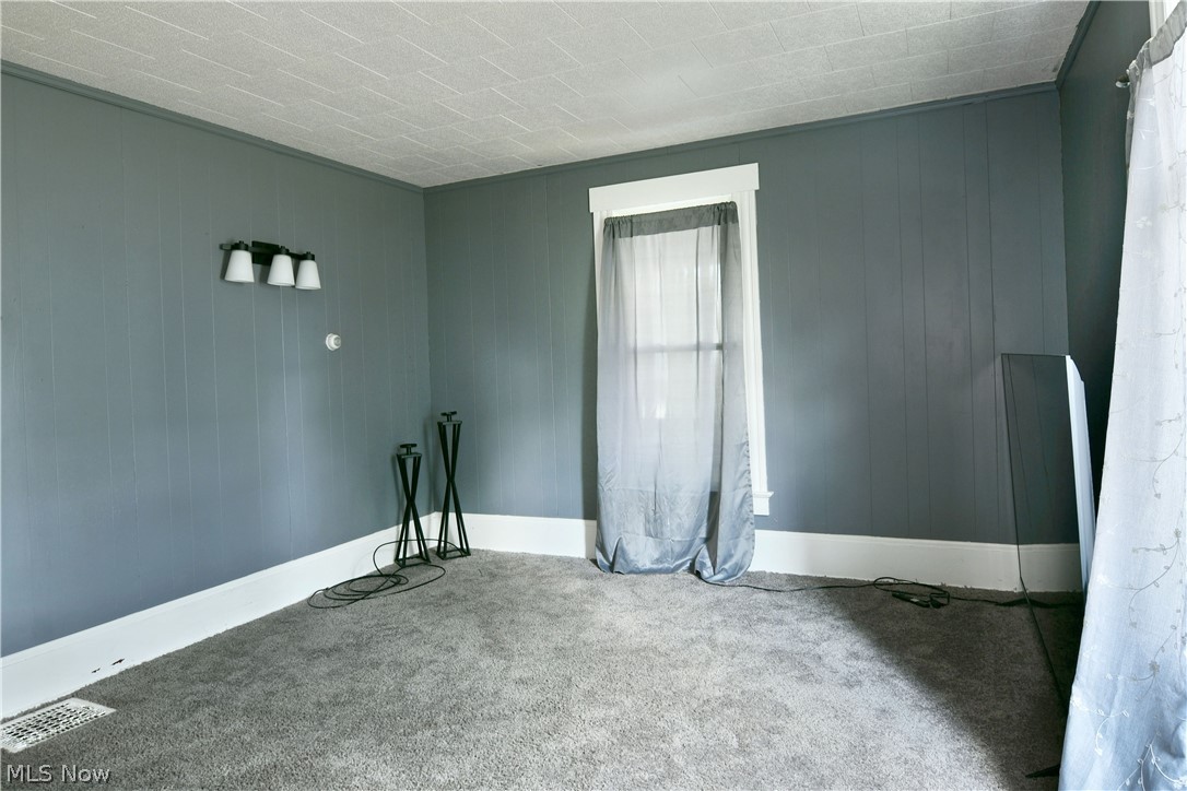 304 Cherry Avenue Niles OH 44446