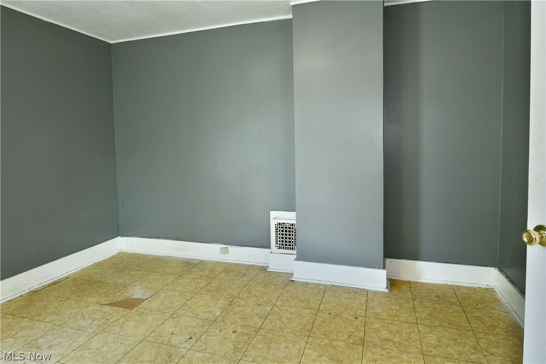 304 Cherry Avenue Niles OH 44446