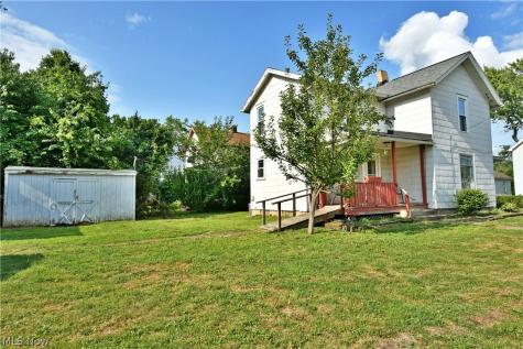 304 Cherry Avenue Niles OH 44446