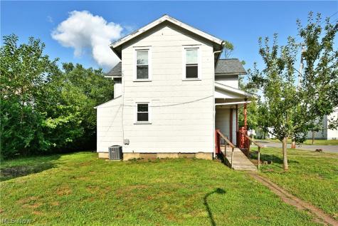 304 Cherry Avenue Niles OH 44446