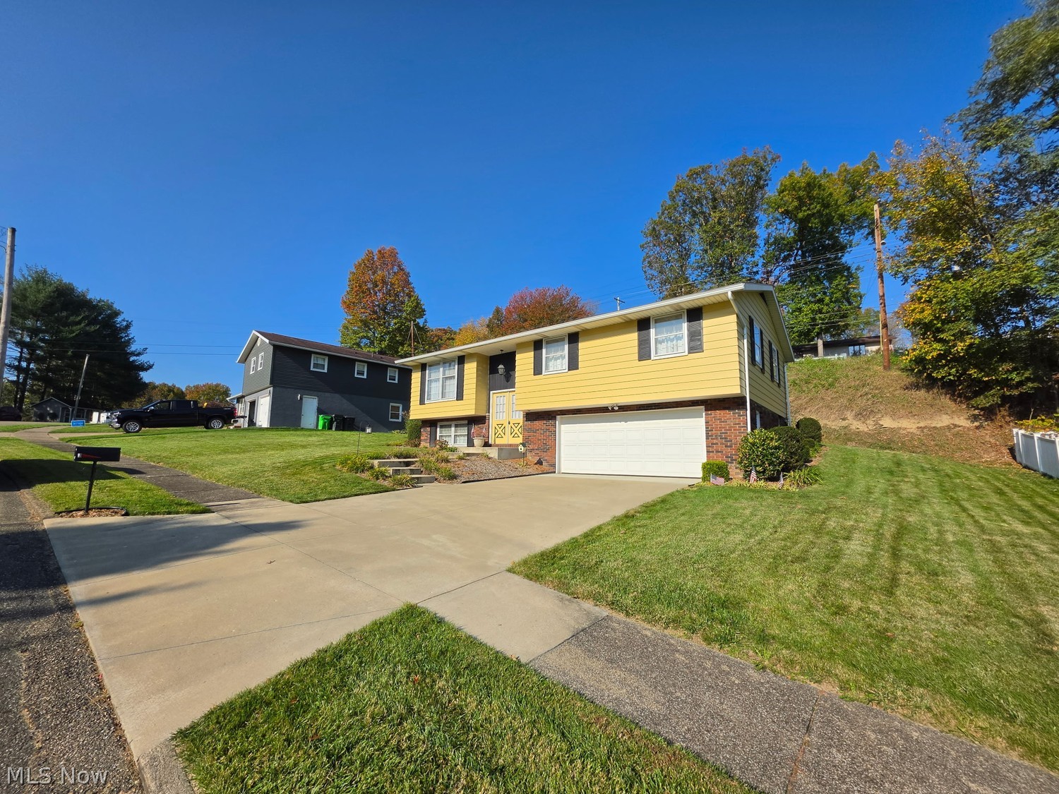427 Shawnee Drive Dover OH 44622