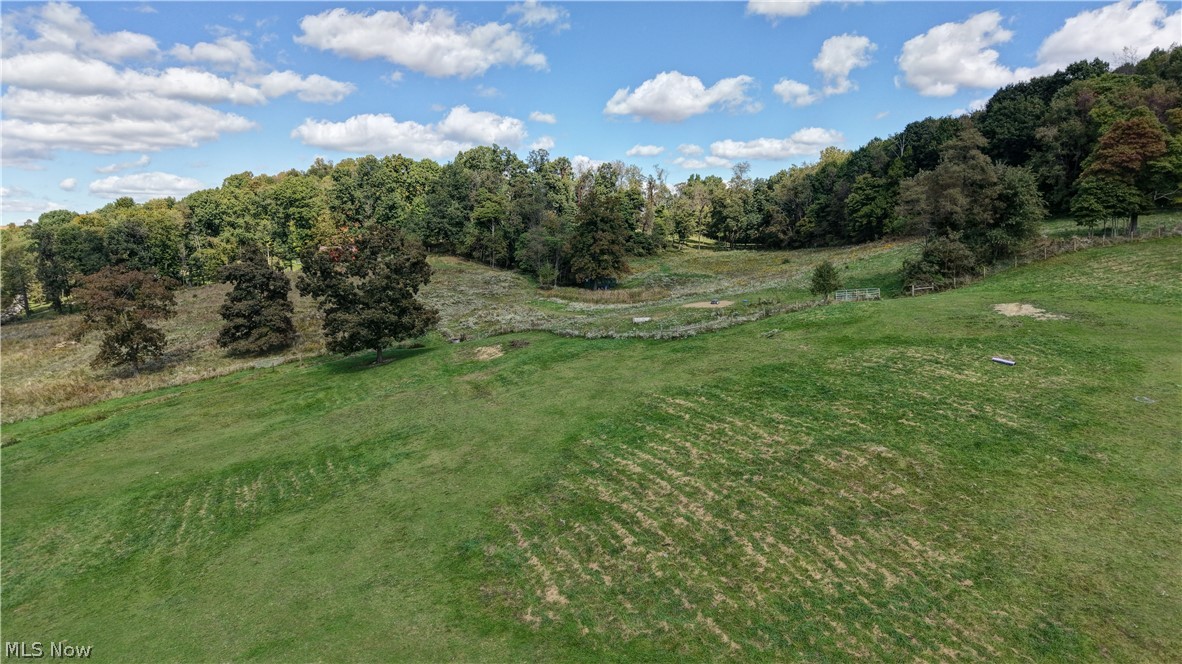 24328 Township Road 252b Newcomerstown OH 43832