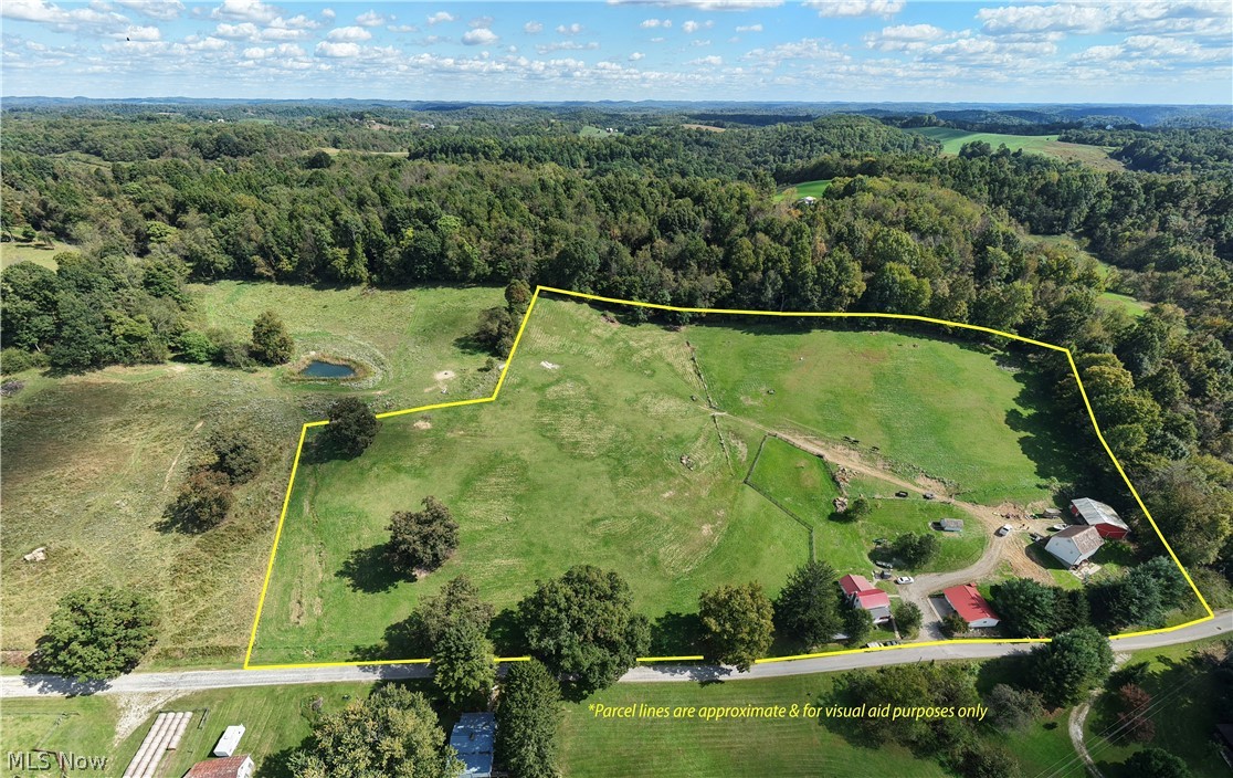 24328 Township Road 252b Newcomerstown OH 43832