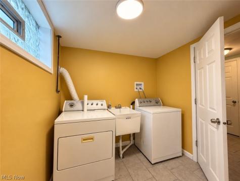 500 Aurora Drive Youngstown OH 44505