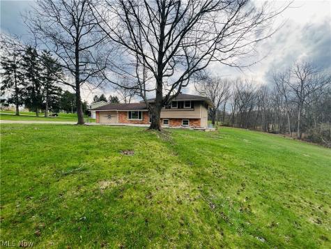 7360 N Meadowpark Drive Walton Hills OH 44146