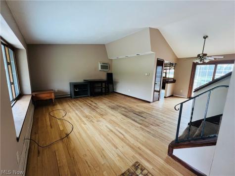 7360 N Meadowpark Drive Walton Hills OH 44146