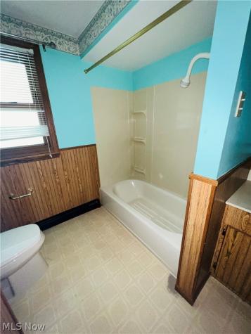 7360 N Meadowpark Drive Walton Hills OH 44146