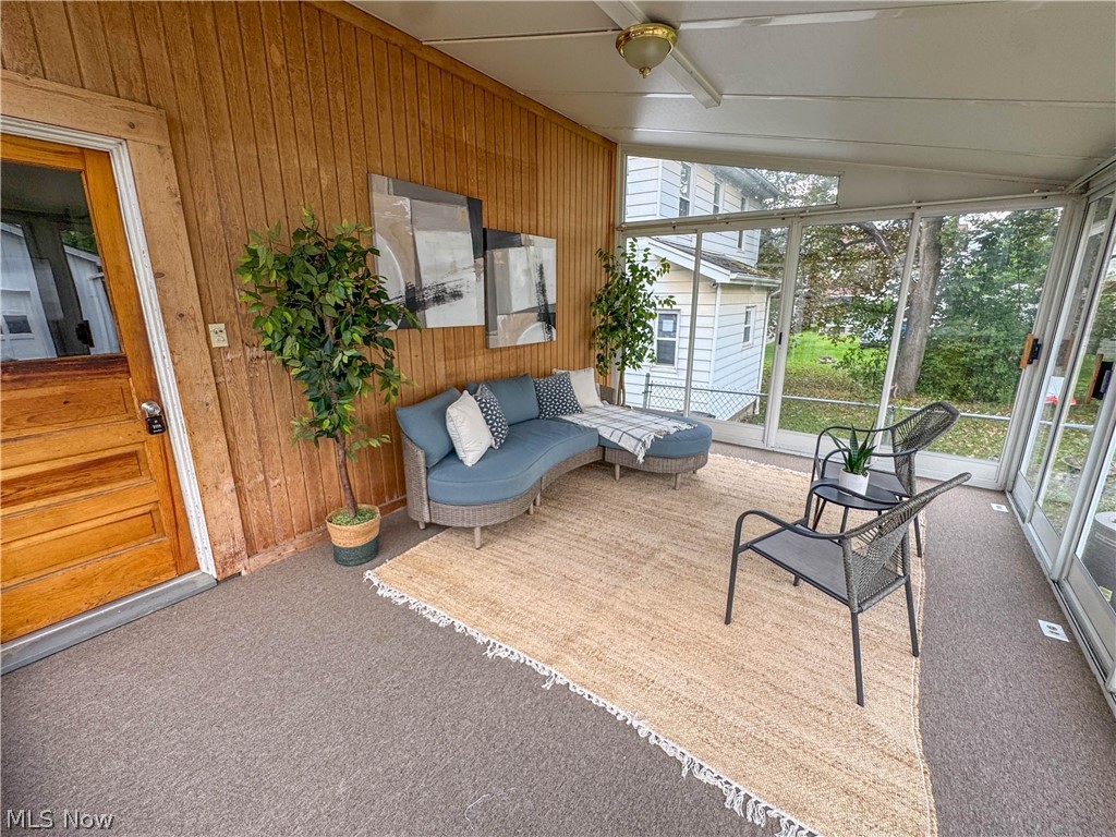 418 E Prospect Street Girard OH 44420