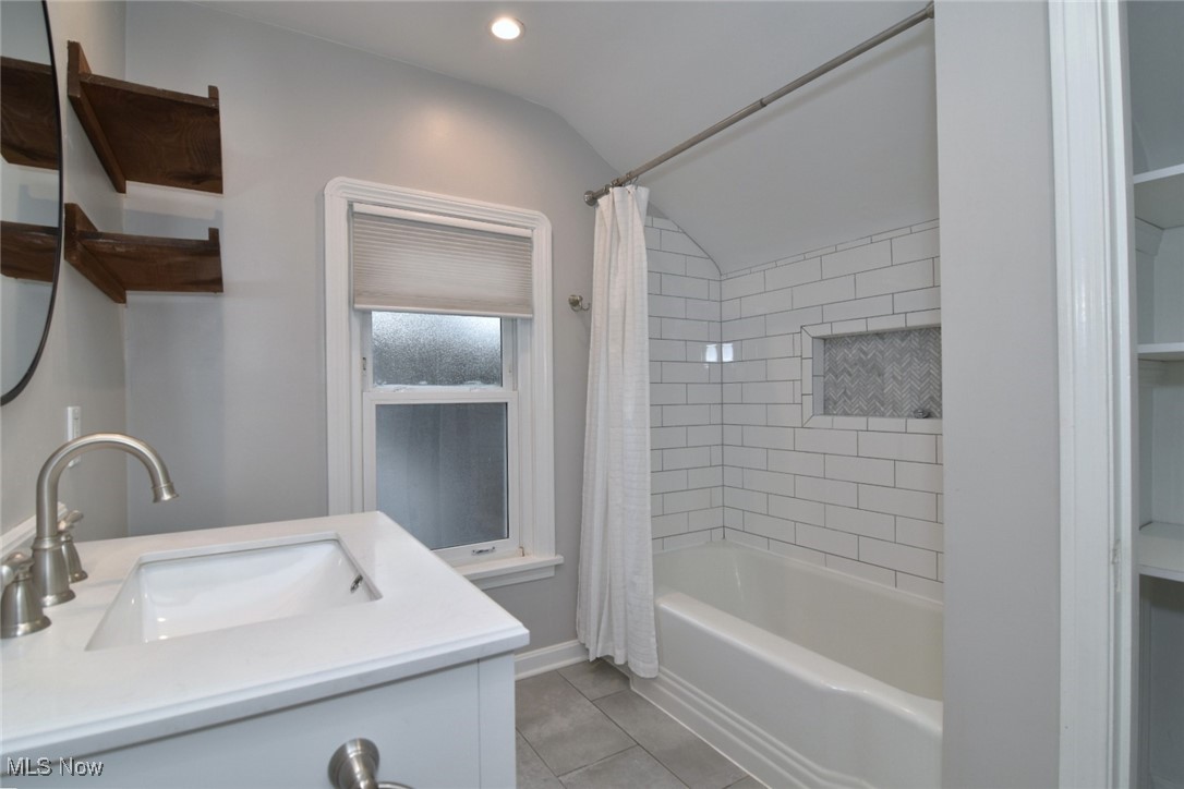 525 Oakmoor Road Bay Village OH 44140